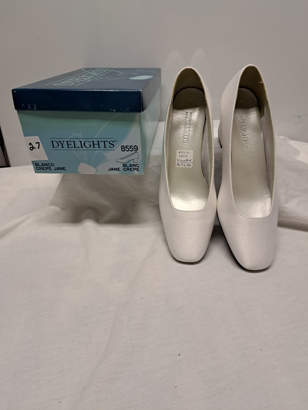 Blanco Crepe Jane Women’s Dress Pumps - Blanco